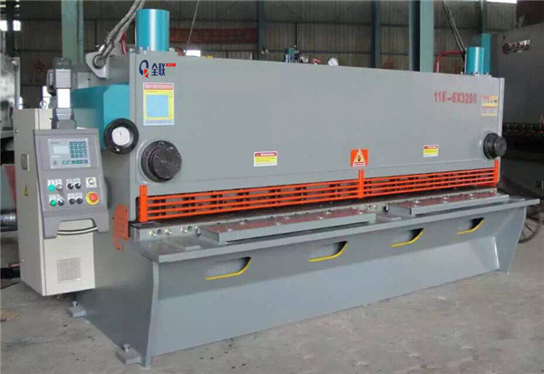 西安液壓閘式(shi)剪闆機 西安液(yè)壓閘式剪闆機(ji)