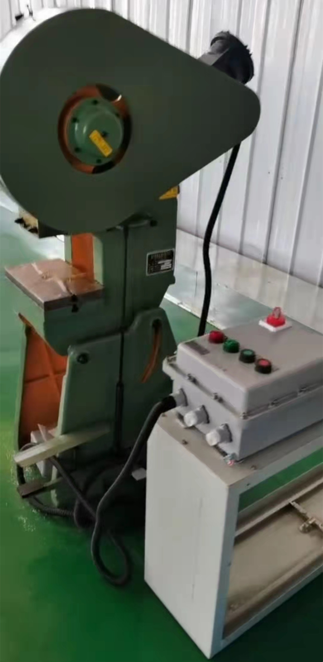 防爆(bao)壓力機(jī) 防爆壓(yā)力機