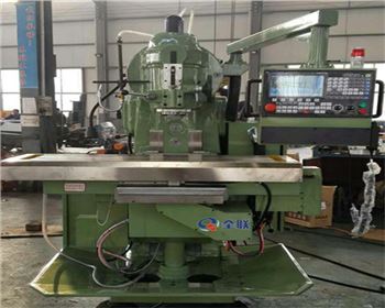 立式升(sheng)降台數控銑床(chuang)​