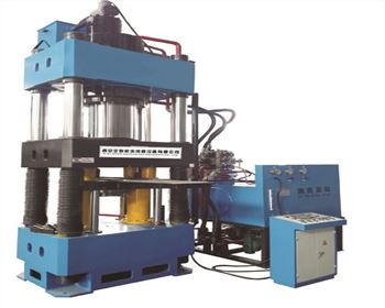 河(he)南牛羊(yang)舔磚液(ye)壓機