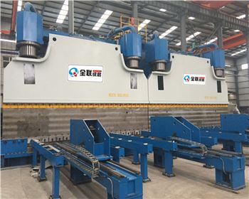 太原2-WC67K系列(lie)雙機聯動數控折(she)彎機