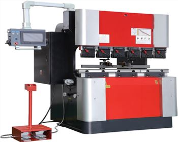 銀川下(xia)動式折彎機