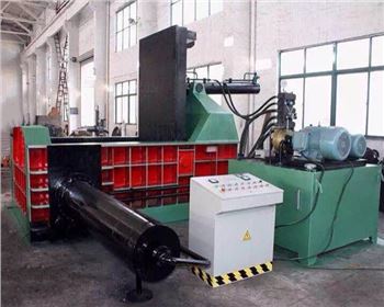 河南卧(wo)式金屬(shu)液壓打(dǎ)包機