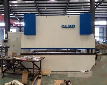 陝西(xī)淩雲電(dian)器集團(tuan)有限公(gong)司