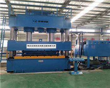 河(hé)南Y32-630T四柱(zhu)液壓機(ji)